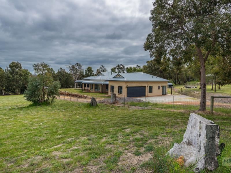 177 Bonita Road, Bullsbrook WA 6084