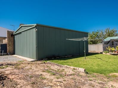 10 Short Street, Dongara WA 6525