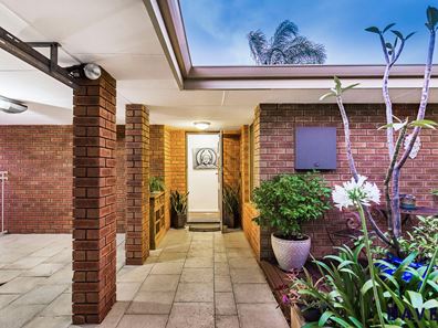 106A Deanmore Road, Scarborough WA 6019