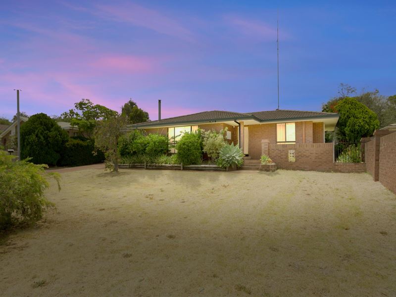 185 Minninup Road, Withers WA 6230