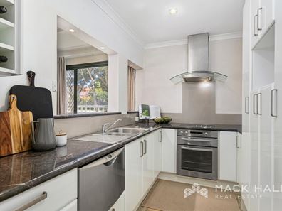 G2/25 Victoria Avenue, Claremont WA 6010