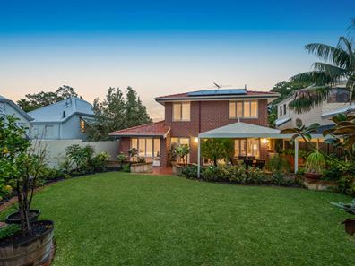 10 Derby Road, Subiaco WA 6008