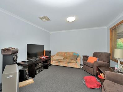 19 Sprint Close, Middle Swan WA 6056