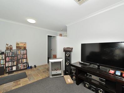 19 Sprint Close, Middle Swan WA 6056