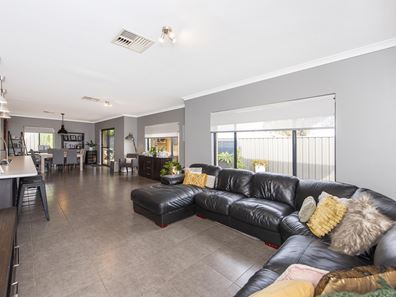 62 Ridge Boulevard, Baldivis WA 6171