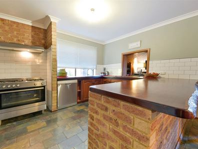 26 Malibu Road, Safety Bay WA 6169