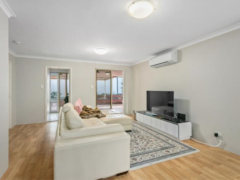 2/11 Goddard Street, Lathlain WA 6100