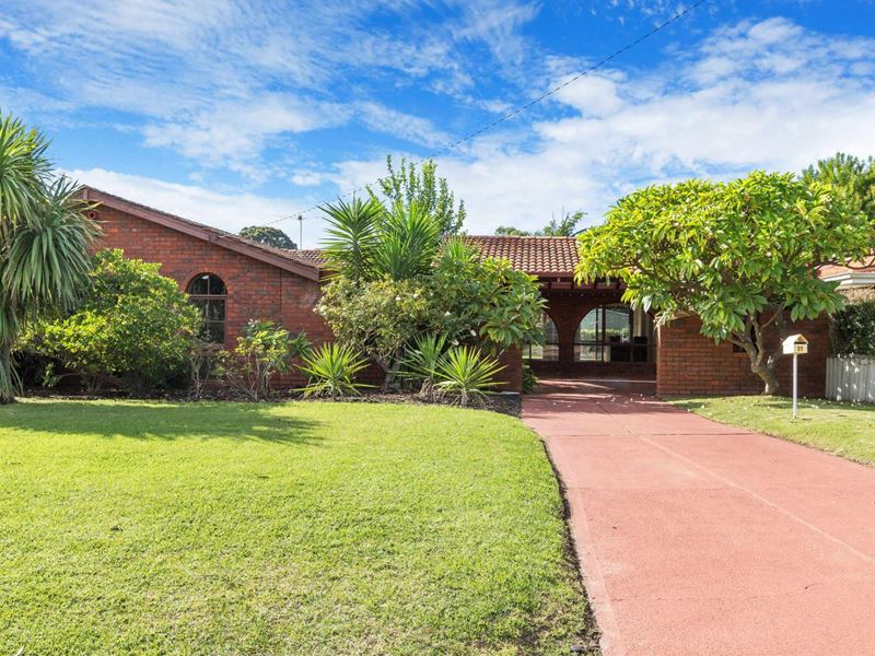 27 Dalston Crescent, Kardinya