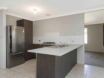 34 Kempeana Way, Baldivis WA 6171