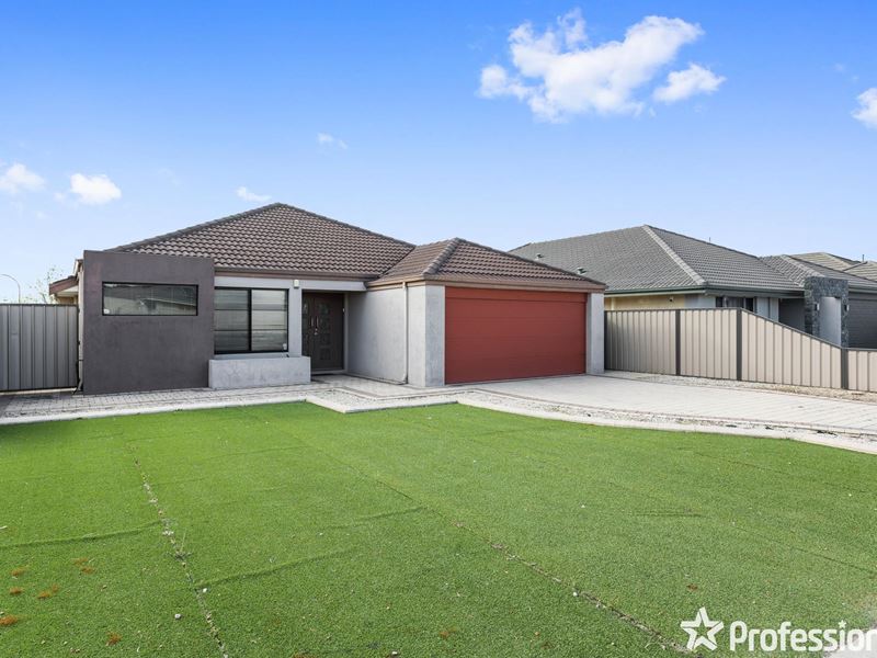 2 Pilkington Street, Canning Vale WA 6155