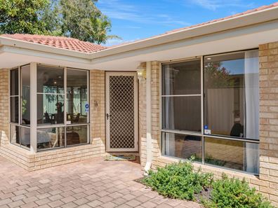 4B Delphine Avenue, Dianella WA 6059