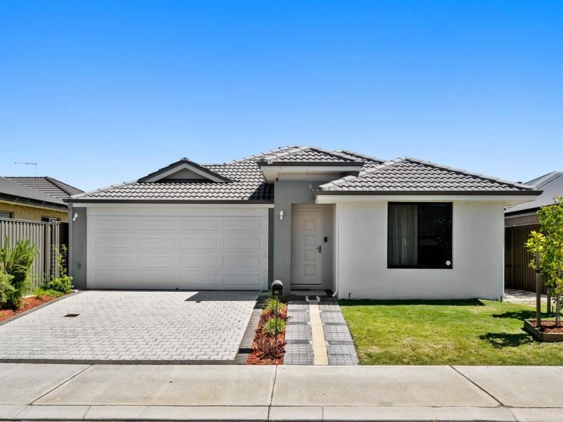 223 Egerton Drive, Aveley