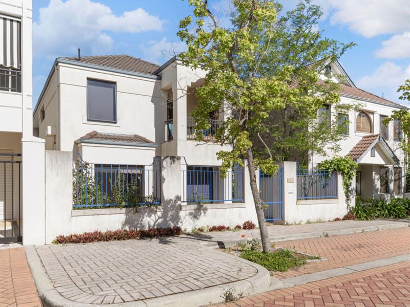 14 Plunkett Street, Highgate