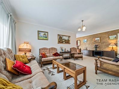16 Thursley Way, Morley WA 6062