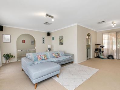 15 Kanangra Crescent, Greenwood WA 6024