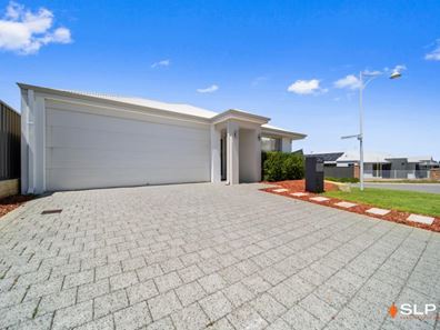 38 Azolla Street, Banksia Grove WA 6031
