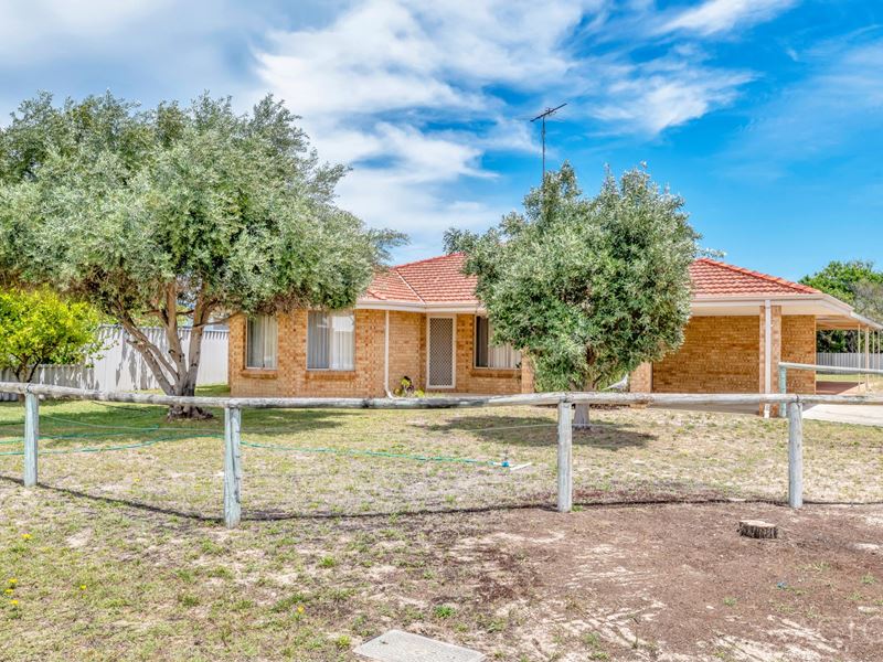 33 Challenger Road, Madora Bay WA 6210