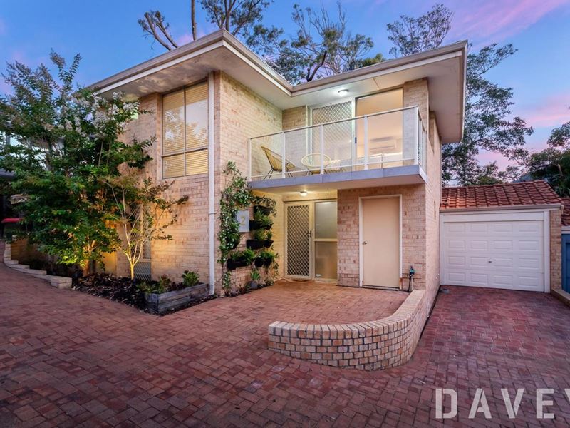2/90 Corbett Street, Scarborough