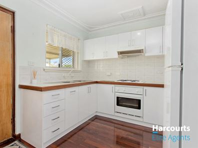 16 Fawdon Street, Safety Bay WA 6169