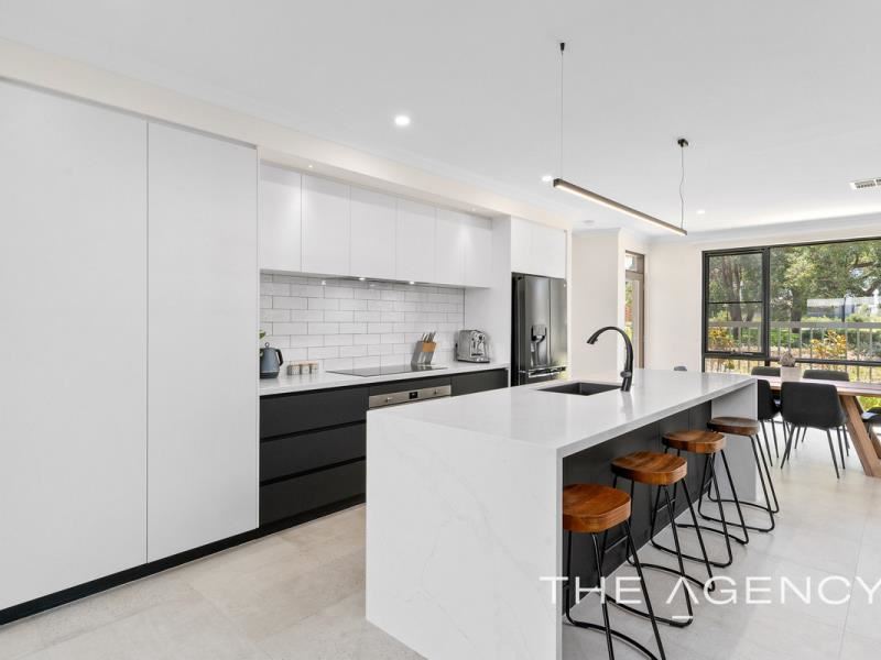 11 Montague Grange, Bushmead