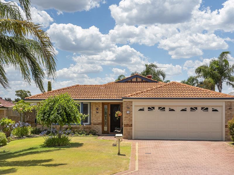 34 Mallina Circuit, Carramar