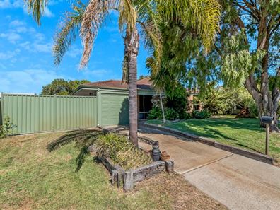 18 Barnes  Street, Rockingham WA 6168