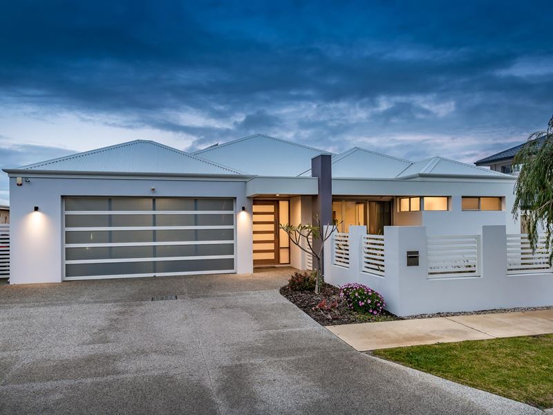 32 Seabreeze Avenue, Burns Beach WA 6028