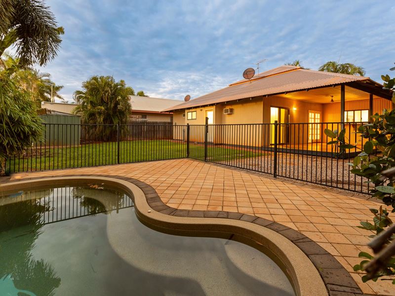 16 Kestrel Place, Djugun