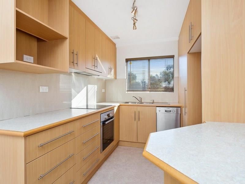 17/17 Stanley Street, Scarborough