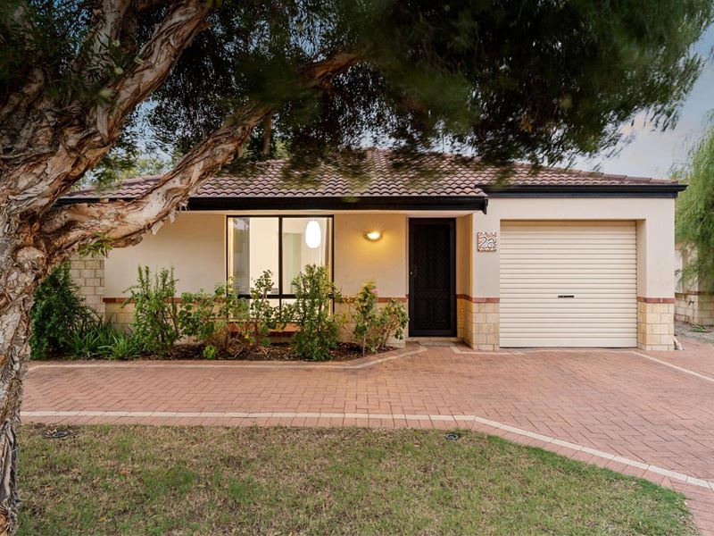 2A Graham Place, Redcliffe