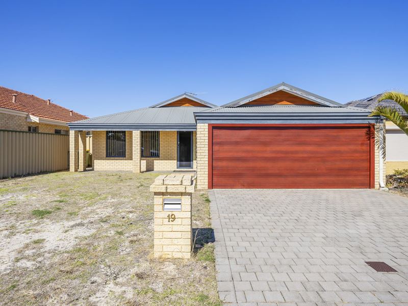 19 Price Parkway, Bertram WA 6167