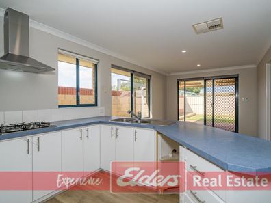 32 Wittecarra Crescent, Port Kennedy WA 6172