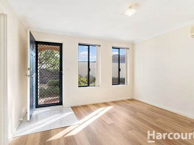 2/73 Gibson Street, Mandurah WA 6210