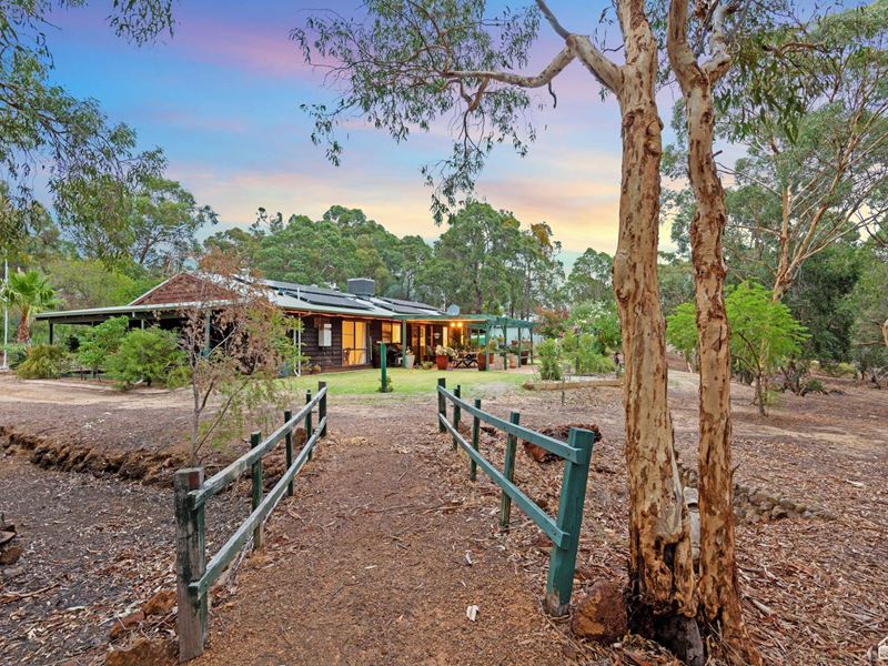 4 Stevenson Place, Byford