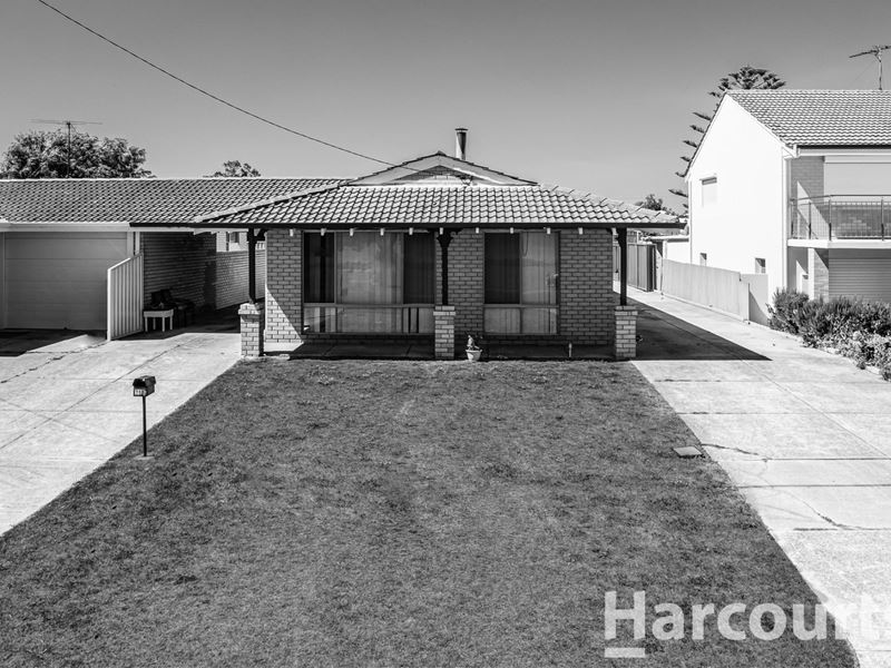 2/11 John Street, Coodanup