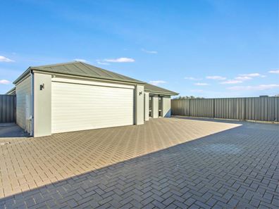 13 Huggins Way, Baldivis WA 6171