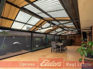 157 McLarty Road, Halls Head WA 6210