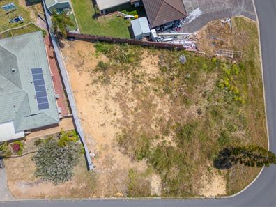 14a Galleon Road, Beldon WA 6027