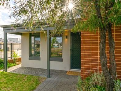 2 Ortega Lane, Caversham WA 6055