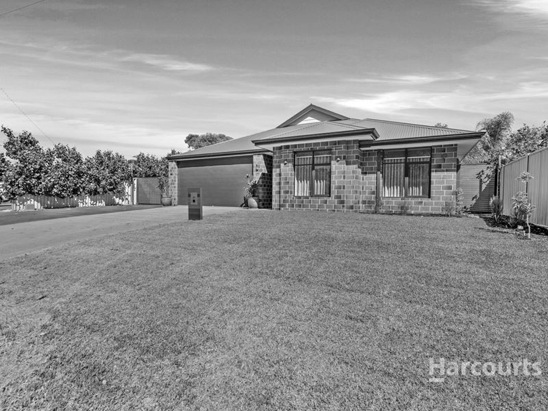 37 Redcliffe Road, Greenfields