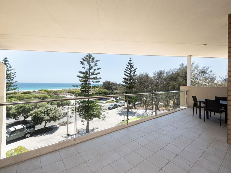29/11 Leighton Beach Blvd, North Fremantle
