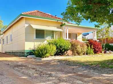 25 Parnell Street, Waroona WA 6215