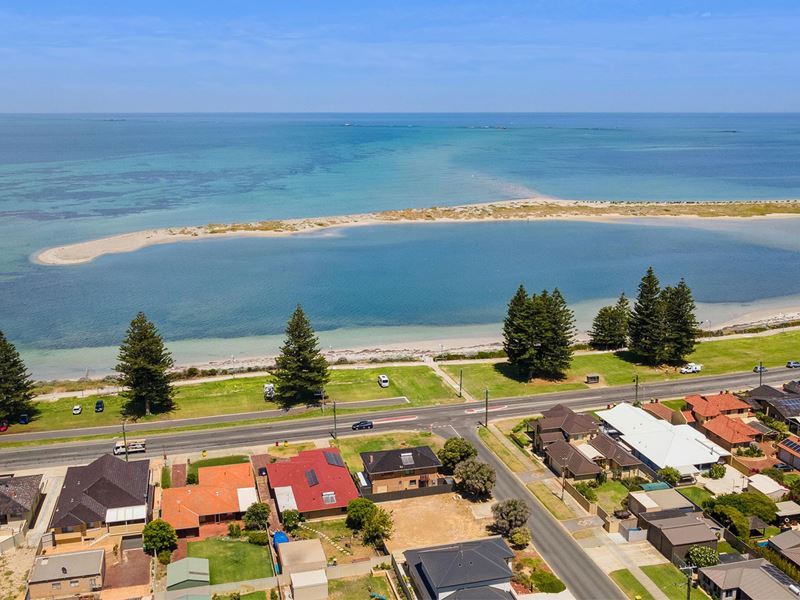 1 Hawker Street, Safety Bay