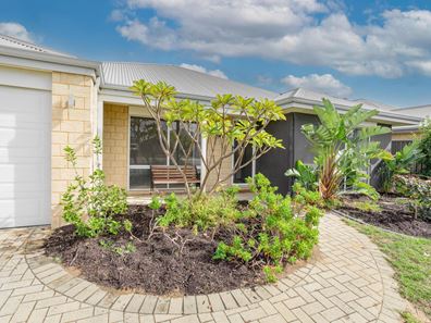 8 Tourmaline Boulevard, Byford WA 6122