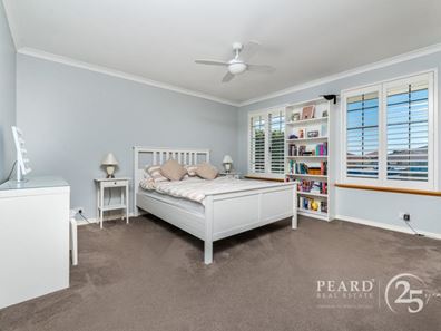 25 Bellport Parade, Mindarie WA 6030