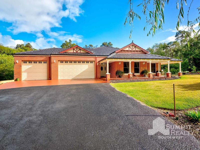 57 Roberts Road, Leschenault WA 6233