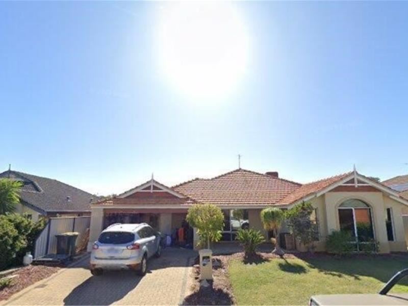 9 Moonbrook Way, Meadow Springs