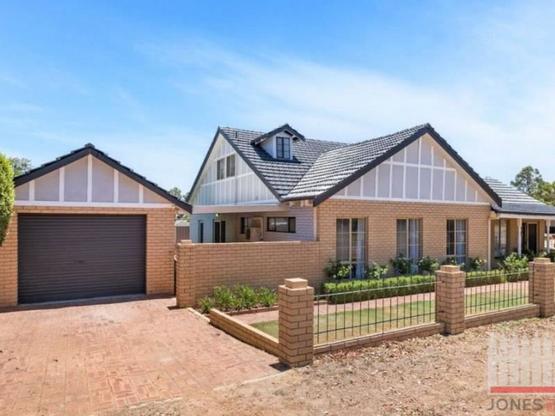 28 Boonooloo Road, Kalamunda