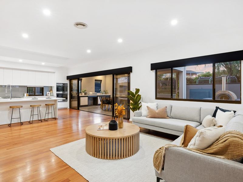 2 Dundee Court, Duncraig