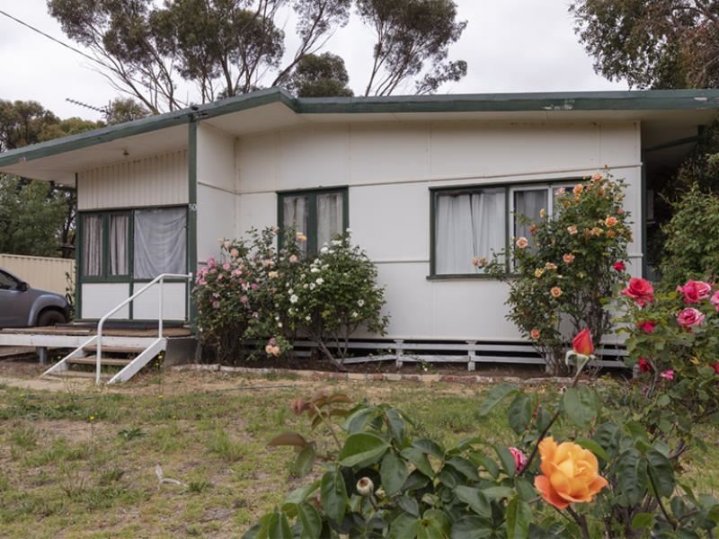 50 Bannister Street, Narrogin